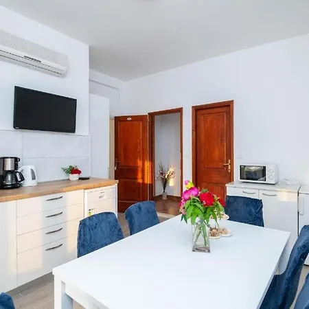Seaside With A Swimming Pool Mokosica, Dubrovnik - 23230 Apartment *