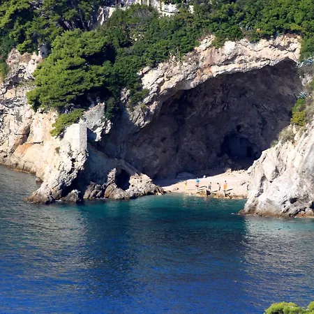 Seaside With A Swimming Pool Mokosica, Dubrovnik - 23230 Apartament Mokošica